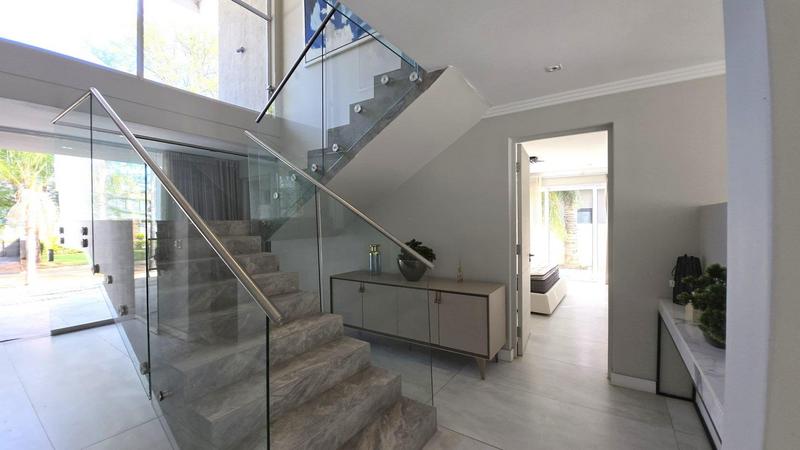 5 Bedroom Property for Sale in The Islands Estates North West